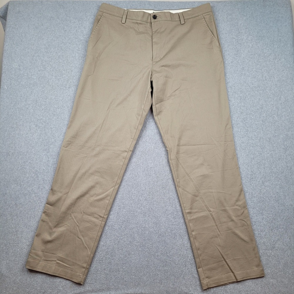 Dockers Easy Khaki Pants Mens 38x32 Tan Classic Fit Stretch No Wrinkle NWT